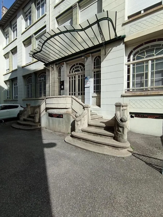 Le 12 Studio Neuf Wifi App 11 Saint-Etienne  Apartment Saint-Etienne (Loire)